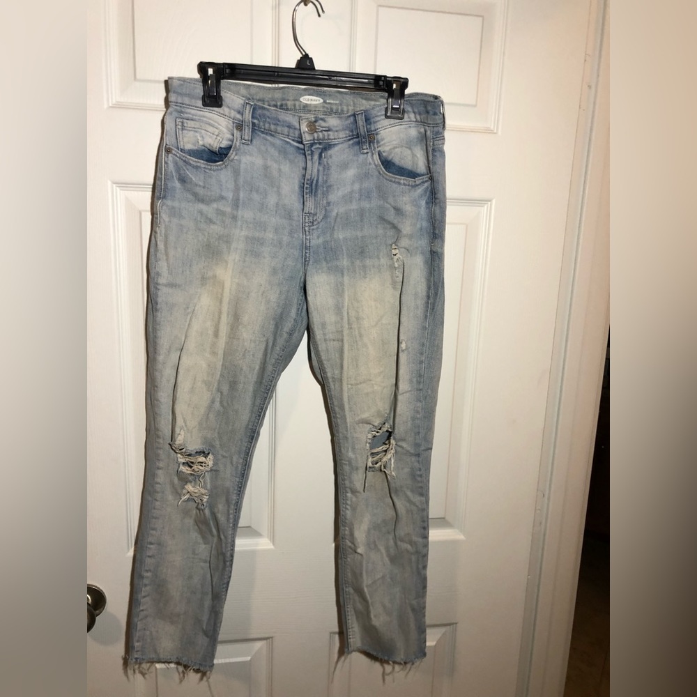 Light demon ripped jeans